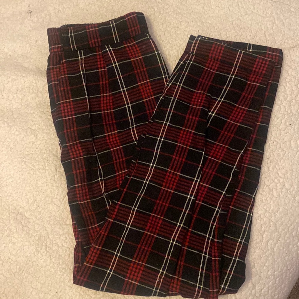Black plaid pants with elastic waist and pockets